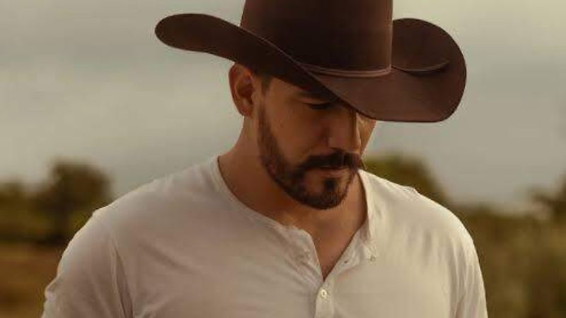 Música chiapaneco cantante artista Armando Navárrez